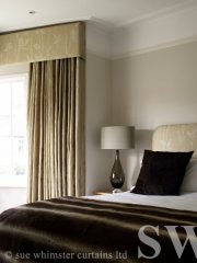 curtains from upholstered pelmet